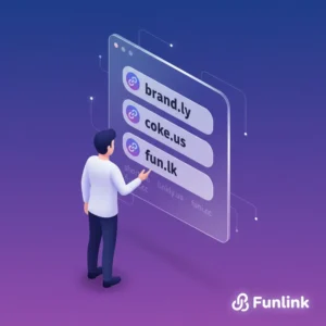 Marketer đang chọn tên miền rút gọn link trên màn hình máy tính với logo thương hiệu nổi bật.